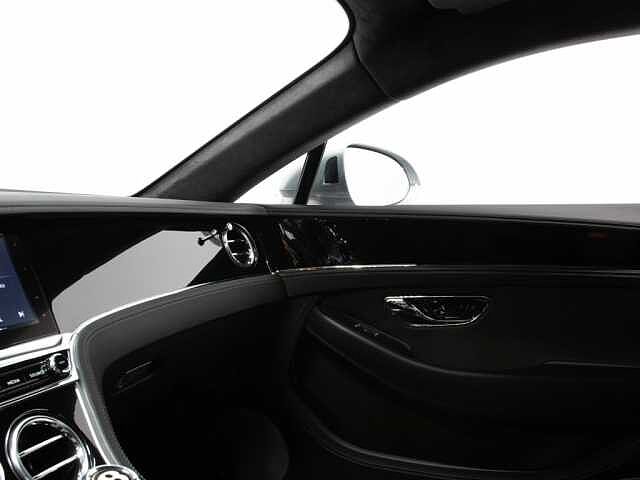 17:Bentley Continental GT V8, Coupe, Hallmark, Bentley Maastricht