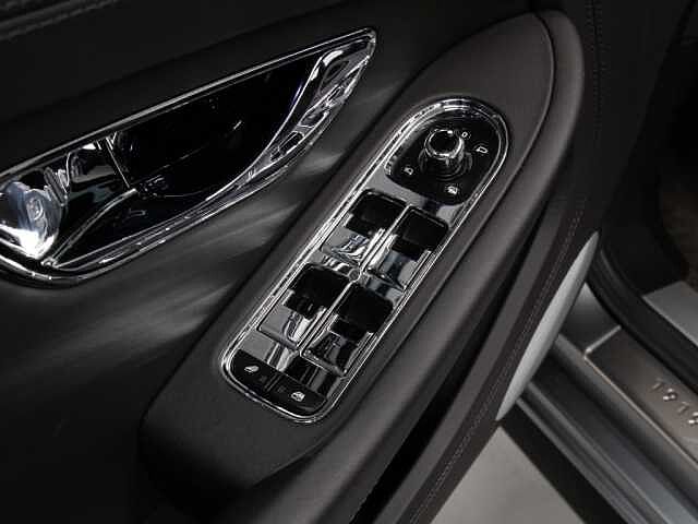 13:Bentley Continental GT V8, Coupe, Hallmark, Bentley Maastricht