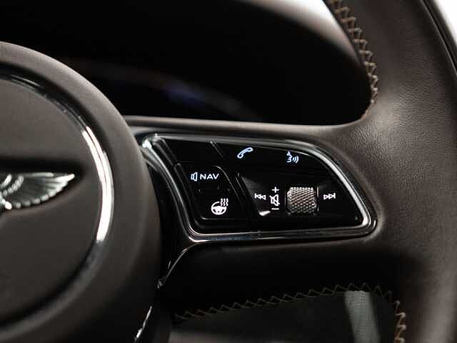 25:Bentley Bentayga First Edition V8, SUV, Cricketball, Bentley Maastricht