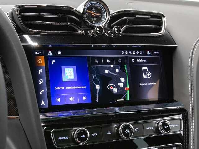 19:Bentley Bentayga S Black Edition V6 Hybrid, SUV, Alpine Green Satin, Bentley Maastricht