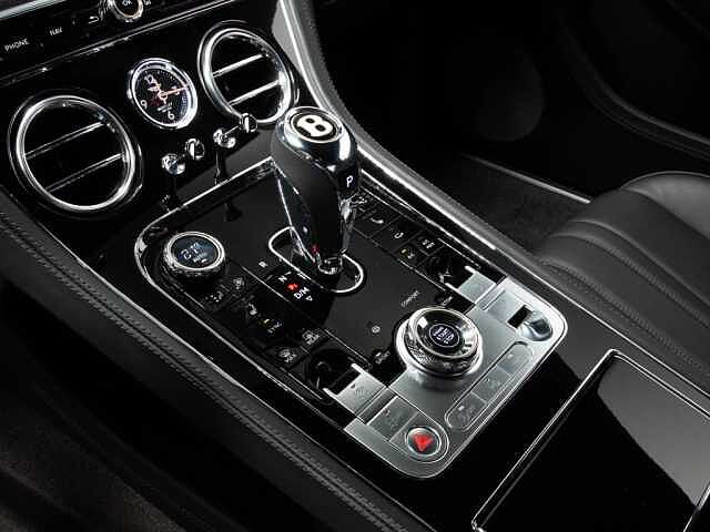 18:Bentley Continental GT V8, Coupe, Hallmark, Bentley Maastricht