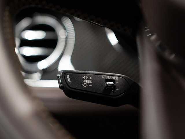 27:Bentley Bentayga First Edition V8, SUV, Cricketball, Bentley Maastricht